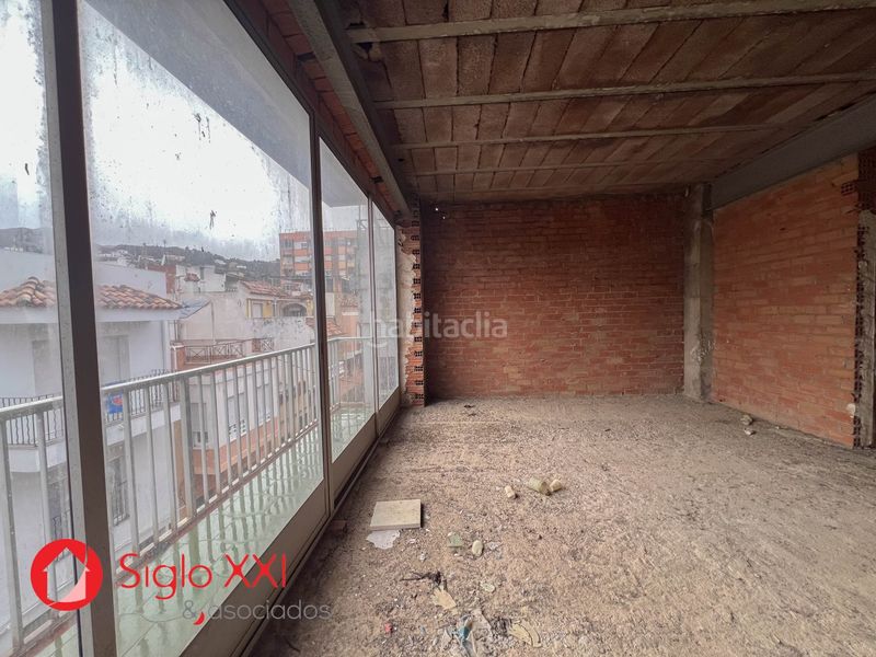 Foto 46283b72-7c5a-47e2-917e-2f5dc5b10ad1. Edificio  en venta con grandes posibilidades de inversión, compuesto por cuatro plantas, amplia terraza superior y una cochera con en Vall d´Uixó (la)