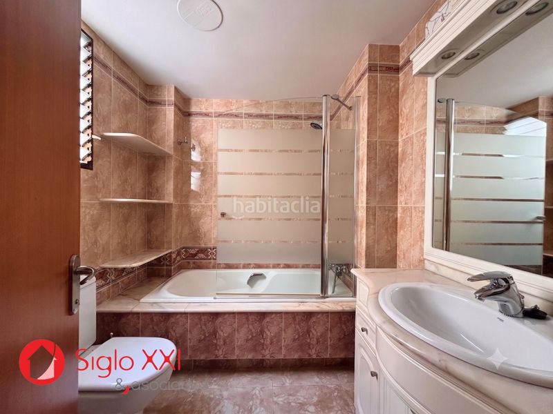 Foto 5b681f7b-28a4-49ec-973b-e8f6b3583958. Casa amb aparcament a Centro Villarreal / Vila - real