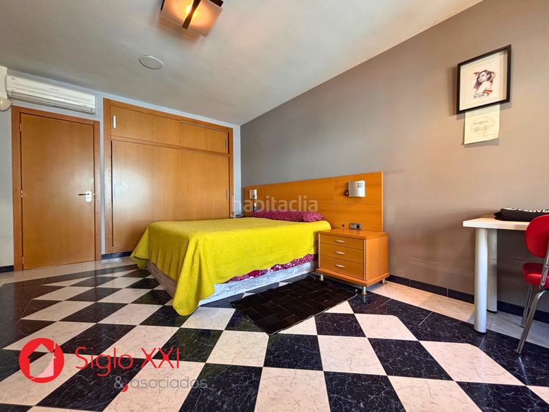 Foto cb0e80a4-52aa-4743-a748-cd455a10c9ff. Casa amb aparcament a Centro Villarreal / Vila - real