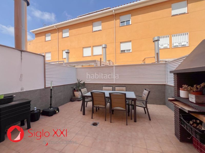 Foto be2a1b95-b64a-4e5c-bfac-fe612911a87d. Casa adossada amb calefacció aparcament a Centro Almazora / Almassora