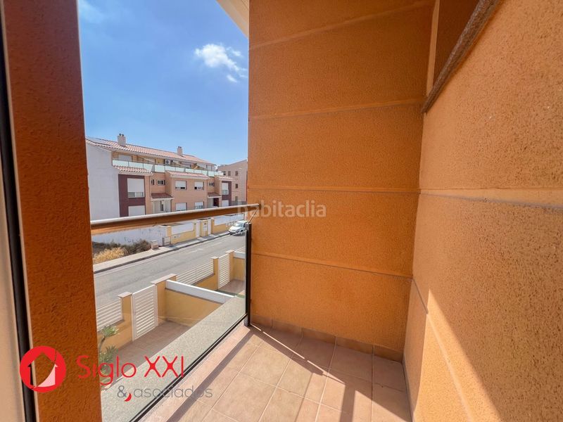 Foto ed661ee9-f570-436a-895f-c154b4e244af. Casa adossada amb calefacció aparcament a Centro Almazora / Almassora