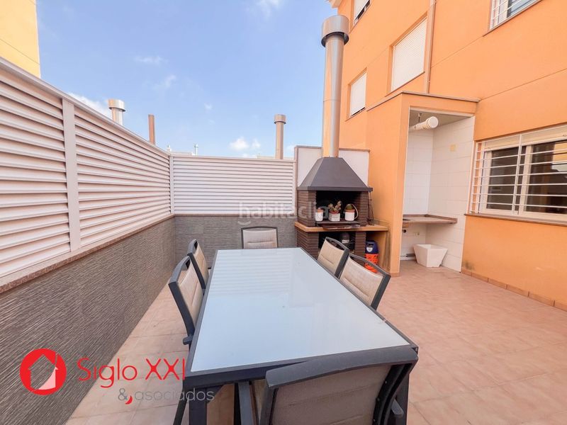 Foto f591a948-449e-4617-96bc-26a45e9a6bc4. Casa adossada amb calefacció aparcament a Centro Almazora / Almassora