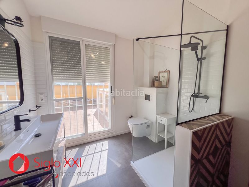Foto fad90b9b-5db1-49de-aac6-1f6e8c0118f6. Casa adossada amb calefacció aparcament a Centro Almazora / Almassora