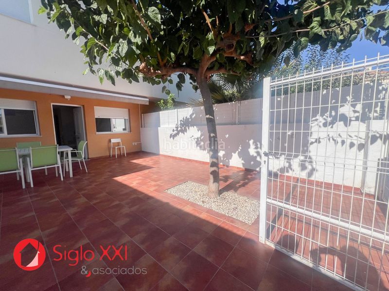 Foto e67d0b4b-52bf-4063-918d-d5864825eed0. Casa adossada amb calefacció aparcament piscina a Almazora / Almassora