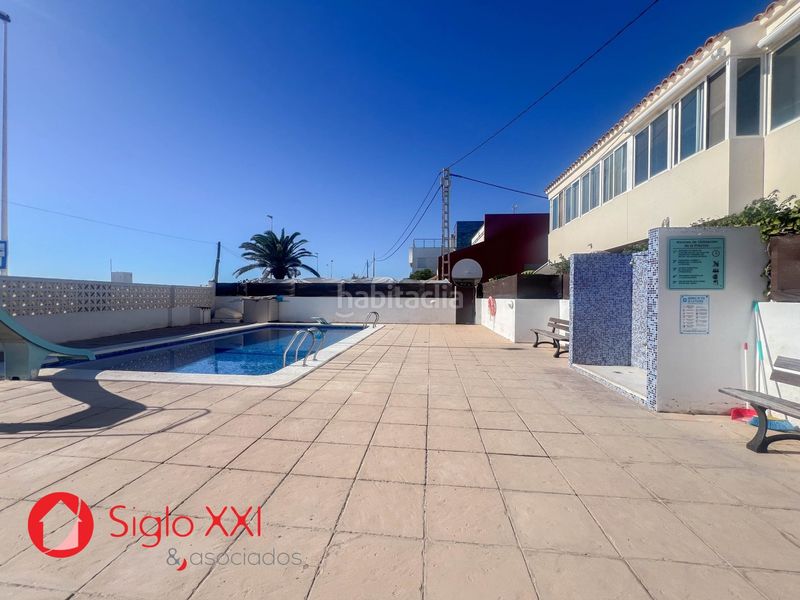 Foto ed6ae6cd-3d2f-4e83-80f7-e879e93700ff. Casa adossada amb calefacció aparcament piscina a Almazora / Almassora