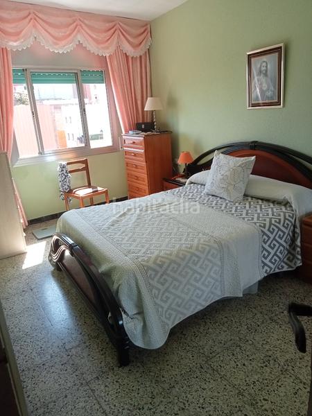 Foto 7257a405-34f9-4bb7-a2bd-5fe54881445d. Piso 3 dormitorios junto al metro en Llefià Badalona