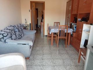 Piso  Carrer de richard strauss. 3 dormitorios junto al metro