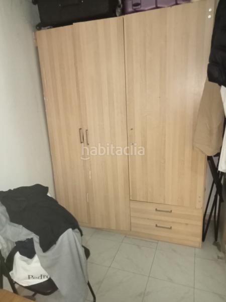 Foto 048d6aec-5541-43d3-8ba8-f9601d63389e. Piso en carrer de juan valera 54 zona la salud en Badalona