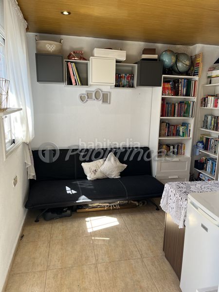 Foto 4b628b75-16ee-43e0-b3a9-101d2fd5cfeb. Casa adossada amb calefacció aparcament a Llefià Badalona