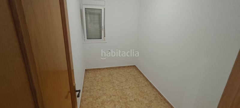 Foto ab5a226b-78ba-4e0a-96bf-3e128989fdd2. Pis a Llefià Badalona