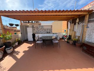Casa  Carrer simó piera. Casa unica en la zona
