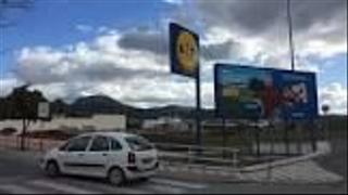 Nau industrial  Avenida fuente del río