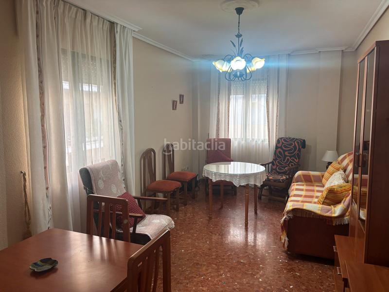 Foto da514e47-5b6c-4468-a2ef-6ab0ada63c18. Location appartement dans Cabra