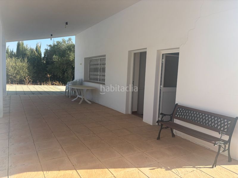 Foto c03d1058-4d74-4bb5-beea-e7d2490155fa. Finca rústica parcela con casa y piscina en Cabra