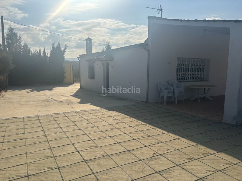 Foto e4ac37aa-bbc7-4dcf-820f-5a3090d12852. Finca rústica parcela con casa y piscina en Cabra
