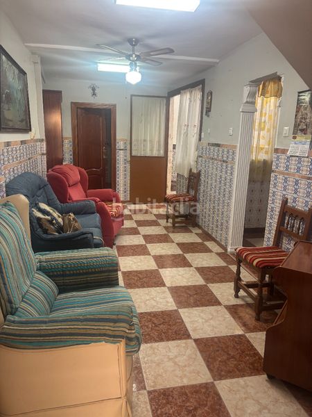 Foto 18d2a748-de5a-4f60-88f7-973f6be9ab0b. Casa ocasión casa semicentro en Cabra