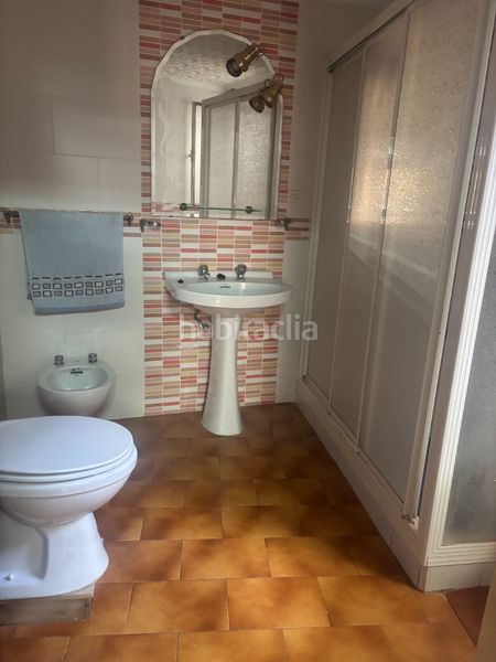 Foto 487a1e96-3ceb-4b2b-a797-7d16bb08401e. Casa ocasión casa semicentro en Cabra