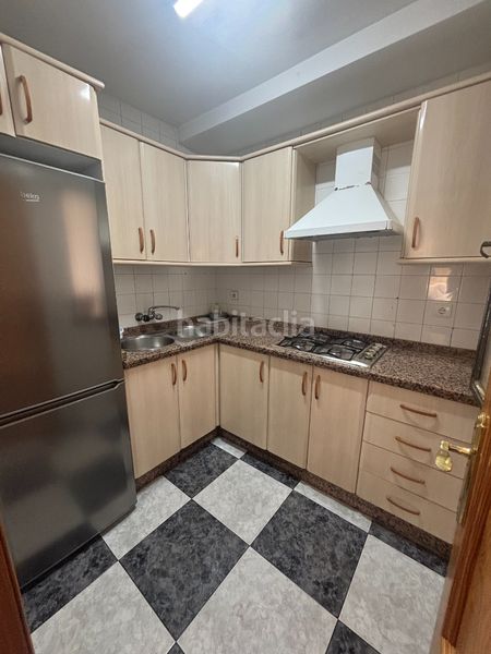 Foto 52909834-3f94-45a6-89dd-a9af4ace27df. Casa amb xemeneia a Cabra