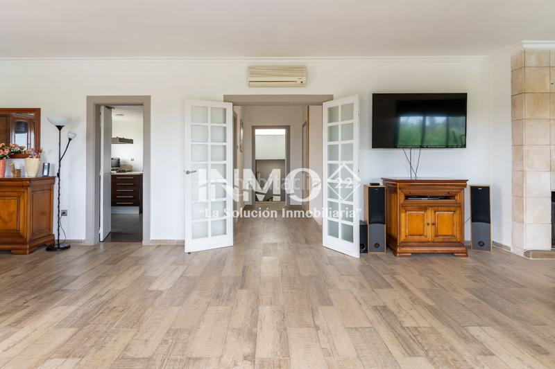 Foto 5ce94182-09a3-4de1-9d71-2c980eee1edb. Casa impresionante villa privada a metros de cambrils con piscina privada, apartamento privado y terreno de casi 1700m2 a 1 km del mar. en Vinyols i els Arcs