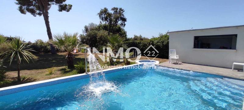 Foto e0952d0b-a4a1-4d66-bc1e-1db0a0f29648. Casa impresionante villa privada a metros de cambrils con piscina privada, apartamento privado y terreno de casi 1700m2 a 1 km del mar. en Vinyols i els Arcs