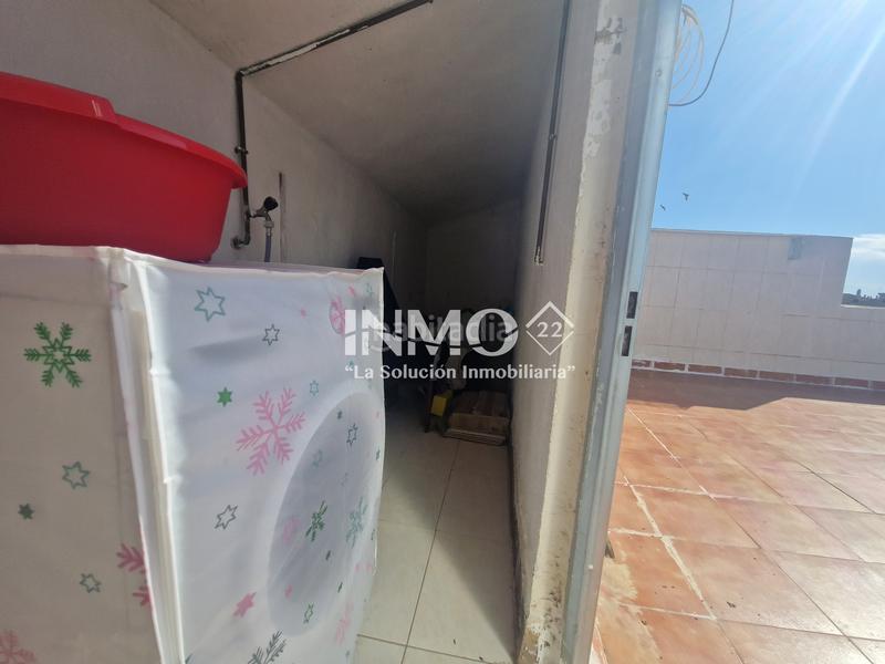 Foto 0d935fe6-d273-47b1-9a10-fdb35239e18c. Casa adossada amb xemeneia aparcament a Cambrils platja Cambrils
