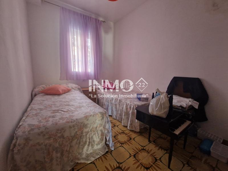 Foto 58aef8df-f5fc-4e36-aac7-f51b49934f12. Casa adossada amb xemeneia aparcament a Cambrils platja Cambrils