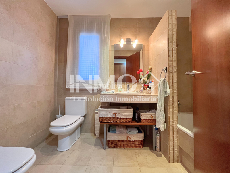 Foto 602b6839-cf2b-43ff-b256-a88099cc465a. Casa  seminueva en la llosa, amueblada, con garaje y jardín privado y con piscina comunitaria en Cambrils