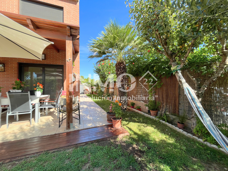 Foto c436f6f8-17f7-4738-a8b4-f7bd4d3b313f. Casa  seminueva en la llosa, amueblada, con garaje y jardín privado y con piscina comunitaria en Cambrils