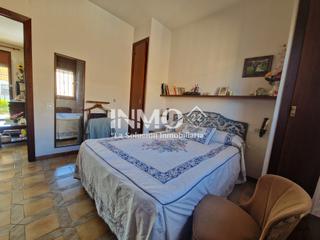 Apartament  Carrer francisco de miranda. Apartamento con patio privado y aparcamiento en la zona de la ll
