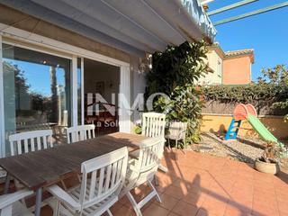 Maison  Carrer de mossèn cinto verdaguer. Casa adosada con piscina comunitaria