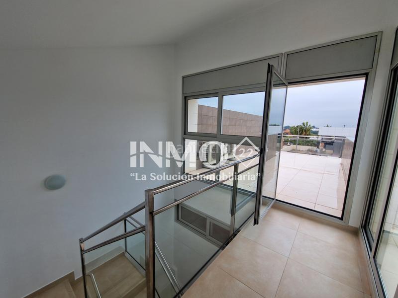 Foto 1eee9dcc-91f0-4a53-8b8b-22d6554ff8cd. Casa aparellada amb aparcament piscina a El Dorado Platja Cambrils