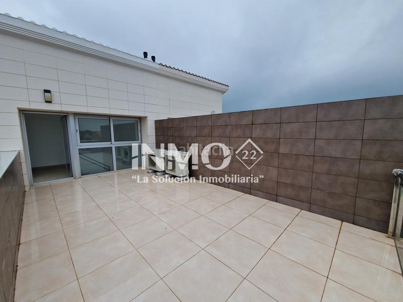 Foto 9efcb876-9ad0-44d9-b912-2fe18fa24165. Casa aparellada amb aparcament piscina a El Dorado Platja Cambrils