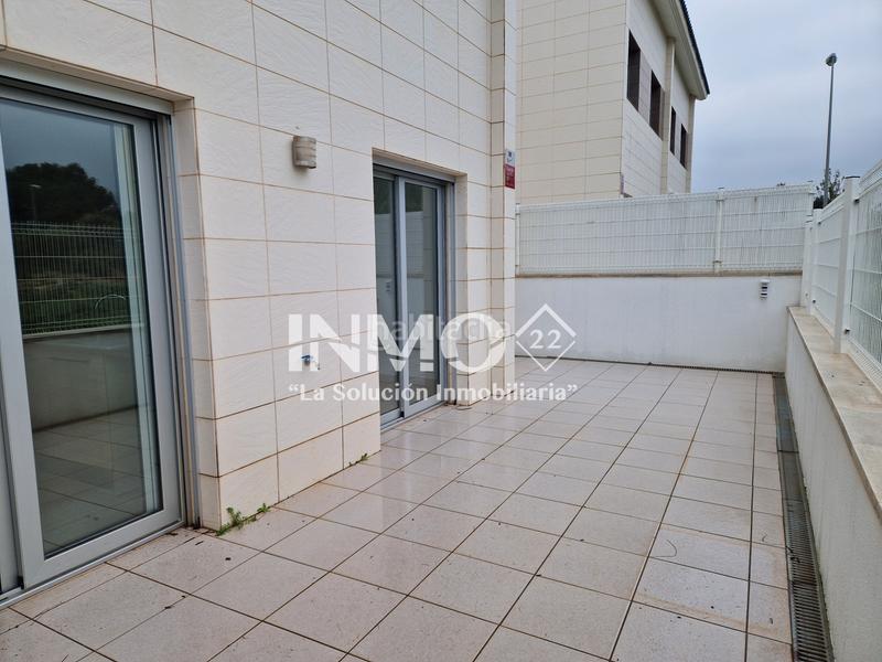 Foto aa6fe676-e255-49c0-8f84-c3241283c07e. Casa aparellada amb aparcament piscina a El Dorado Platja Cambrils
