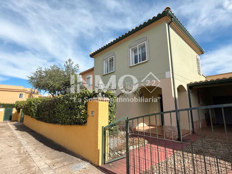 Foto f5777138-74d5-4b08-8081-45564bdd9683. Casa en Platja de Mont-roig Mont-roig del Camp