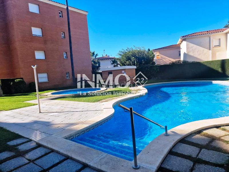 Foto b38862ef-b382-416b-ba26-840bcf9b2364. Apartamento ¡tu nuevo hogar te espera junto al mar! tres habitaciones con vista a mar, piscina comunitaria y aparcamiento privado en Cambrils