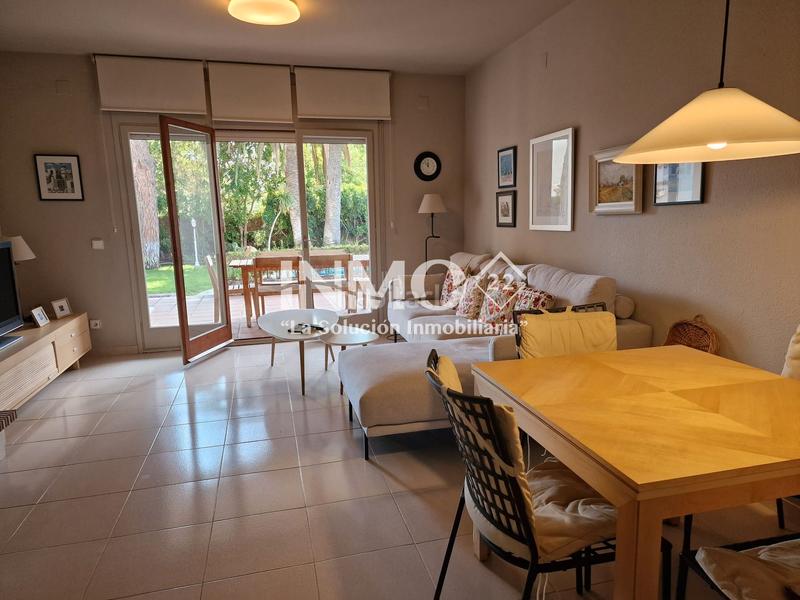 Foto 3b56fb08-dd55-4b1b-b089-d146d0dc20a8. Maison jumelée avec cheminée parking piscine dans Cambrils mediterrani Cambrils