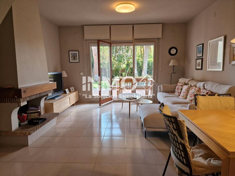 Foto c9ba9726-5334-450d-9e15-6b6cff7594c6. Maison jumelée avec cheminée parking piscine dans Cambrils mediterrani Cambrils