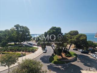 Apartament  Passeig marítim. Primera linea de mar en la horta de santa maria en cambirls con