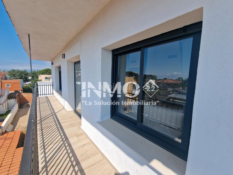 Foto c977c4a8-bef9-44e0-a0b6-0ce82049d623. Piso  de 4 habitaciones con reforma completa en la llosa, jardín privado, terraza y vistas. en Cambrils