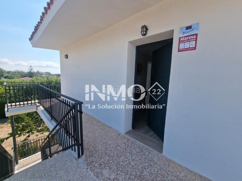 Foto f76aae4e-61e0-404c-aa68-ce3ac7336a91. Piso  de 4 habitaciones con reforma completa en la llosa, jardín privado, terraza y vistas. en Cambrils