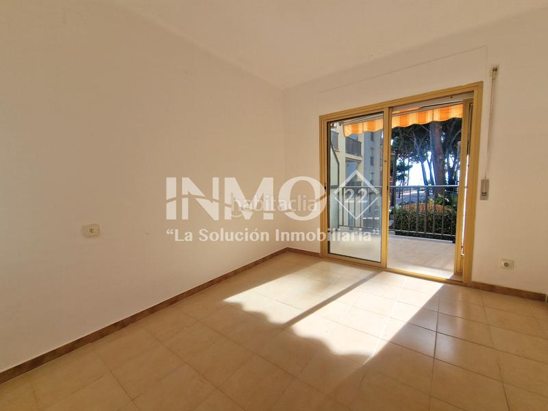 Foto 77dd01db-f037-434c-a585-0da6b7a464b9. Apartamento  en primera linea de mar en vilafortuny con parking comunitario y licencia turística en Cambrils