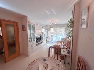 Apartament  Carrer del camí molí d'avall. Piso céntrico en el puerto de dos dormitorios con ascensor