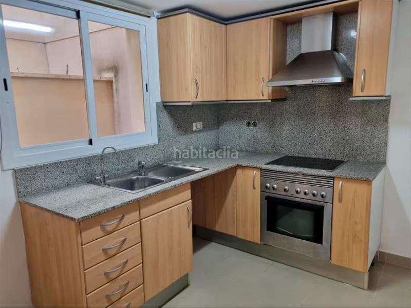 Foto 72b051af-d304-4454-a97a-4a7577bfa96e. Apartament amb aparcament piscina a casc antic - nou Cambrils Cambrils