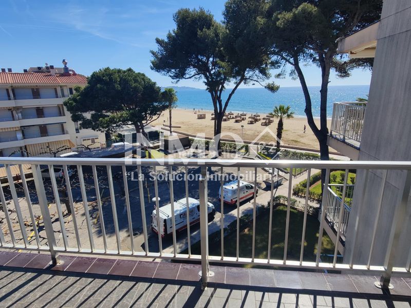 Foto d1b36a61-7c53-4ecd-9f76-134f3ebb5843. Apartament amb aparcament a Vilafortuny Platja Cambrils
