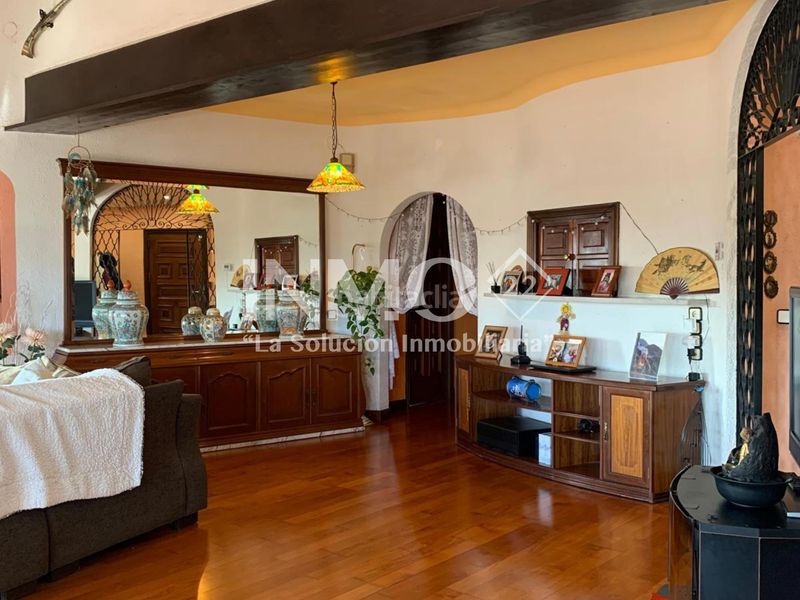 Foto b707be54-1c8d-40bd-bc76-359d372a4dfb. Casa amb xemeneia calefacció aparcament piscina a Cambrils