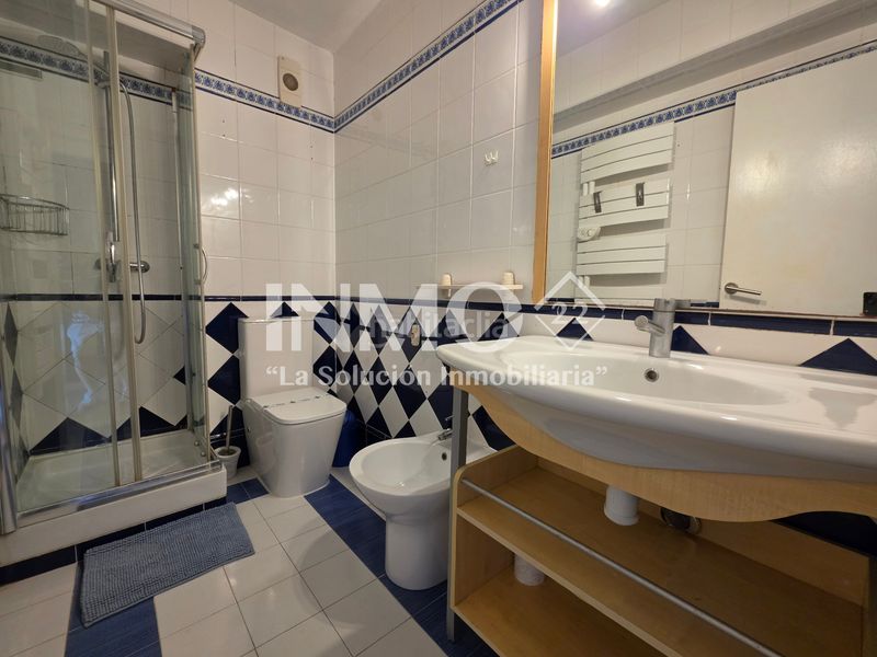 Foto 0124972a-468a-4dc8-949e-fc54ad1d3a60. Apartament amb aparcament a pla de maset - cap de Salou Salou