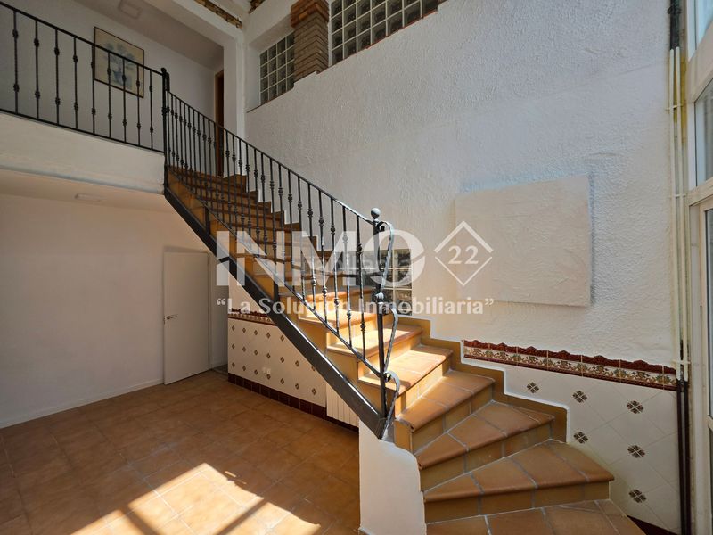 Foto 242df4a7-3877-434d-84ad-6b04880cb749. Casa a Centre Miami Platja