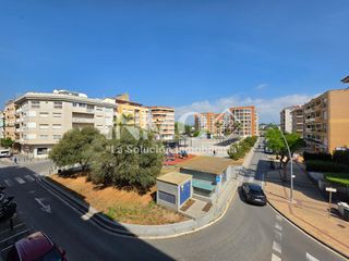 Apartament a Carrer de crist�for colom 52. Apartamento de 3 habitaciones en el puerto cambrils