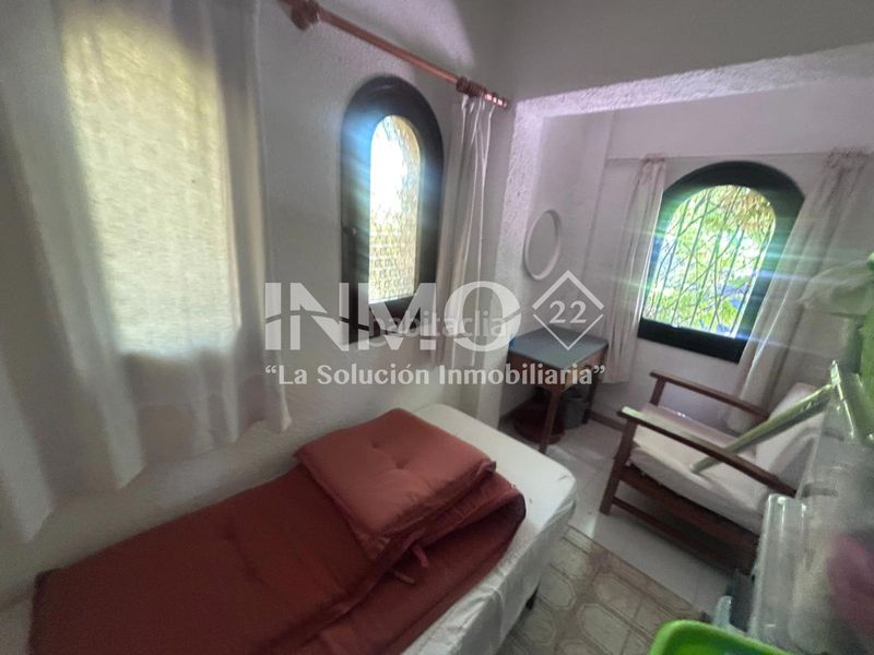 Foto fa125f2f-7b4b-4be8-aa36-c5966e231107. Casa adossada amb xemeneia calefacció a Platja de Mont-roig Mont-roig del Camp