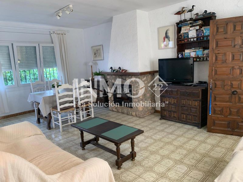 Foto 0b6667f0-5dca-4103-bb51-dc1a87e2277b. Casa amb xemeneia aparcament a Platja de Mont-roig Mont-roig del Camp